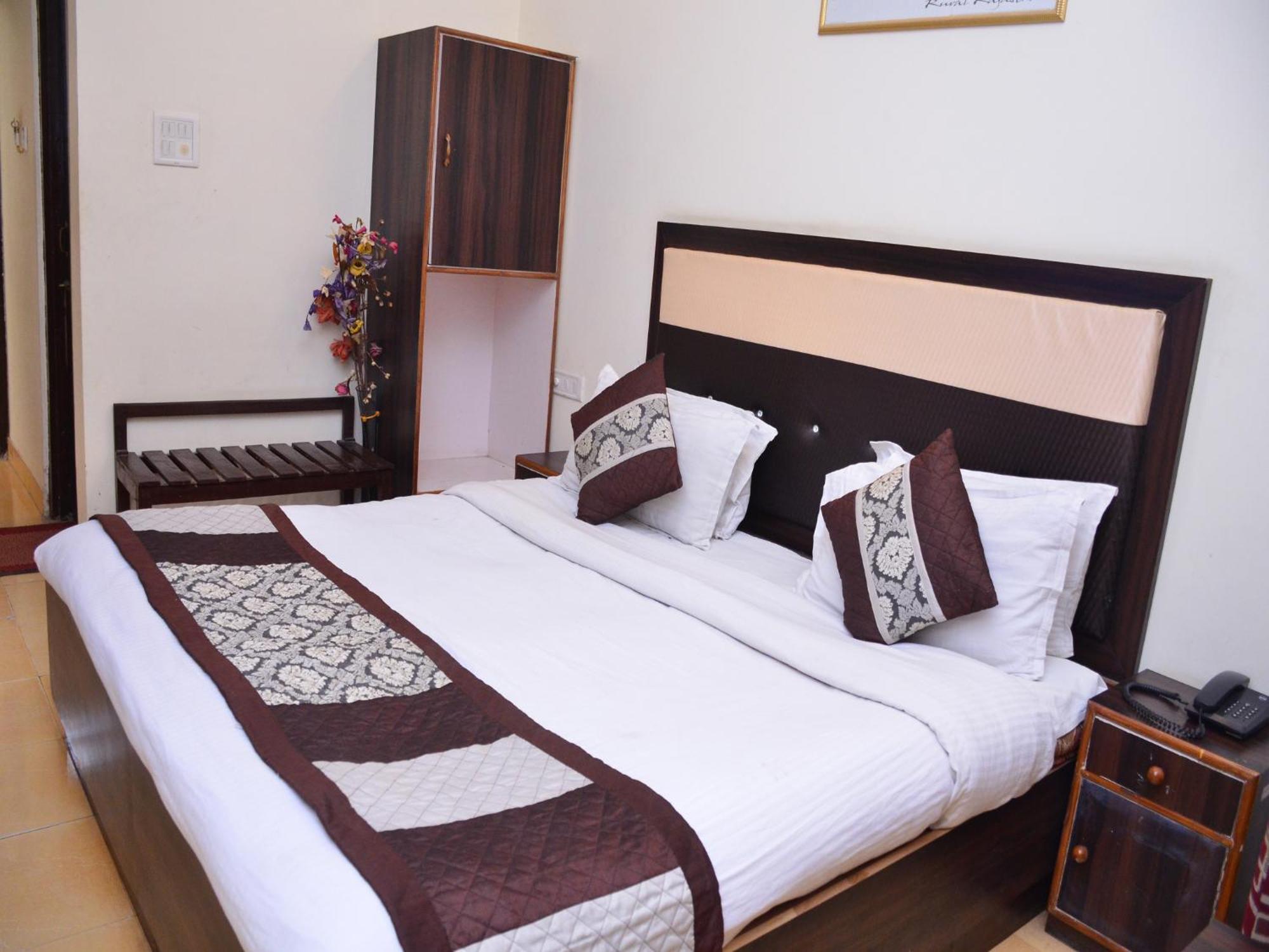 Goyal Plaza Hotel 5 Mint. Waling Distance From Pushkar Lake Экстерьер фото